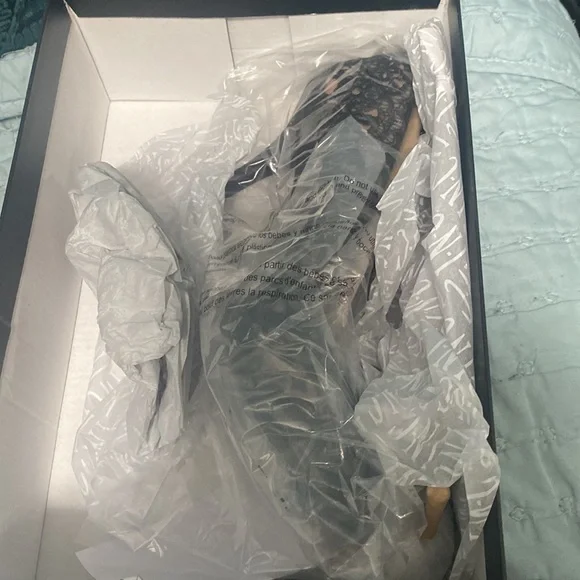 Brand new never worn INC black lace heels - Picture 4 of 6